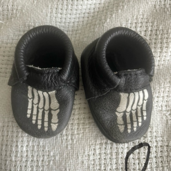 Freshly picked skeleton newborn size 0 - Picture 3 of 3